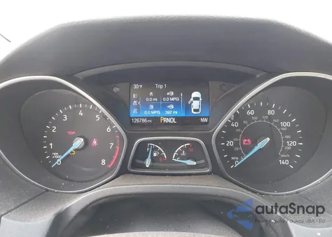 2015 Ford Focus Se z USA, uszkodzony, nr VIN 1FADP3F27FL273666